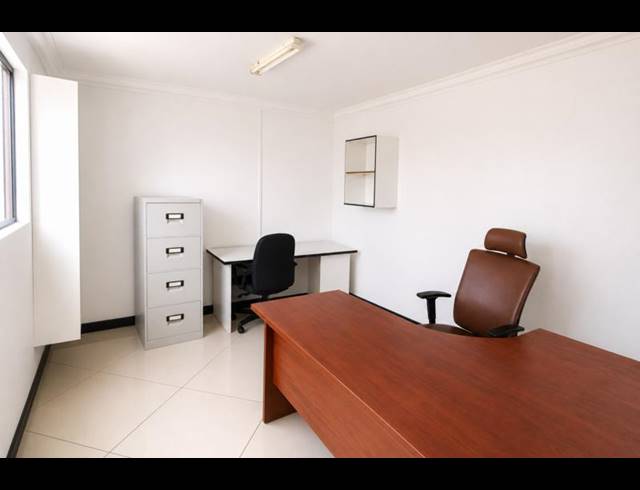 10 BEDROOM HOUSE FOR SALE IN MALVERN